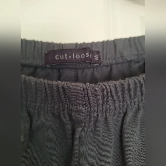 Cut Loose Gray Wide Leg Pants with Relaxed Fit - Picture 2 of 9